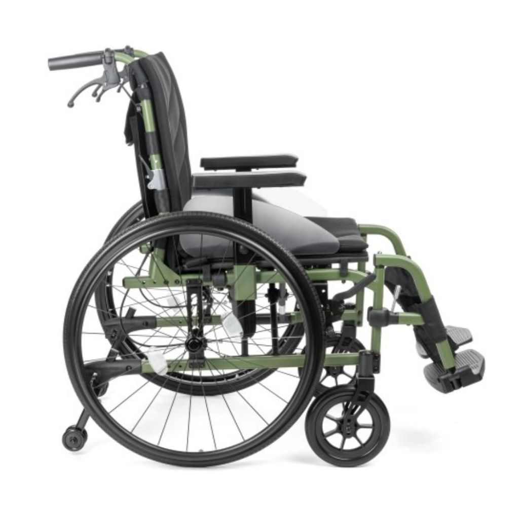 FRODO 46 cm | Ultralätt rullstol - TOPPMODELL | Endast 11,4 kg