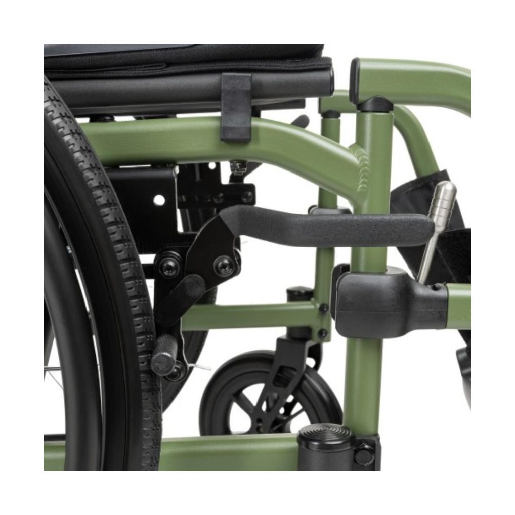 FRODO 46 cm | Ultralätt rullstol - TOPPMODELL | Endast 11,4 kg