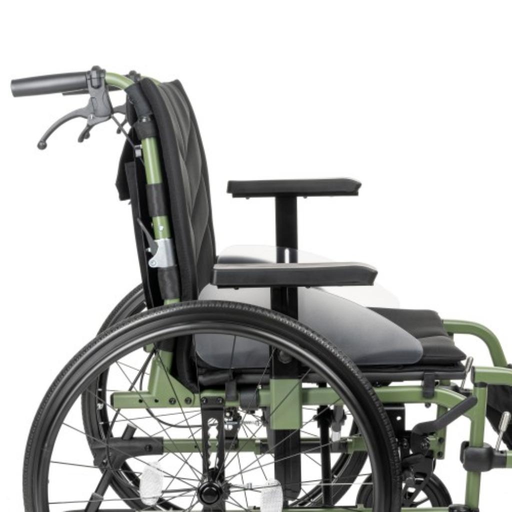 FRODO 46 cm | Ultralätt rullstol - TOPPMODELL | Endast 11,4 kg